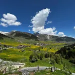 Casa Ucliva - Charming Alpine Getaway In The Heart Of The Swiss Alps