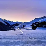 Appartamento Casa Ucliva - Charming Alpine Getaway In The Heart Of The Swiss Alps Rueras