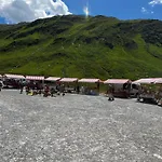 Appartamento Casa Ucliva - Charming Alpine Getaway In The Heart Of The Swiss Alps Rueras