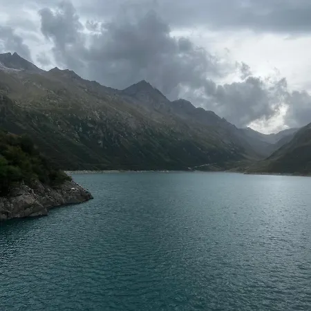 Casa Ucliva - Charming Alpine Getaway In The Heart Of The Swiss Alps * Rueras