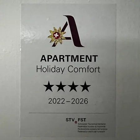 Casa Ucliva - Charming Alpine Getaway In The Heart Of The Swiss Alps アパート Rueras