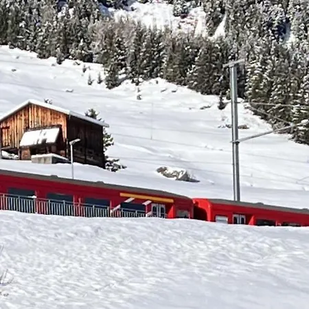 Lägenhet Casa Ucliva - Charming Alpine Getaway In The Heart Of The Swiss Alps *