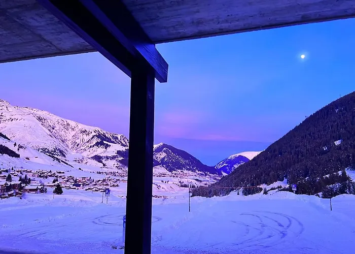 Casa Ucliva - Charming Alpine Getaway In The Heart Of The Swiss Alps Rueras