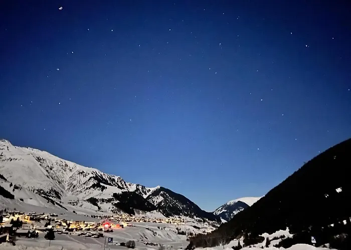 Casa Ucliva - Charming Alpine Getaway In The Heart Of The Swiss Alps Rueras