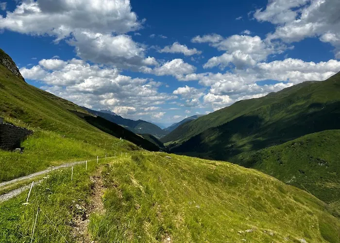 Appartement Casa Ucliva - Charming Alpine Getaway In The Heart Of The Swiss Alps Rueras