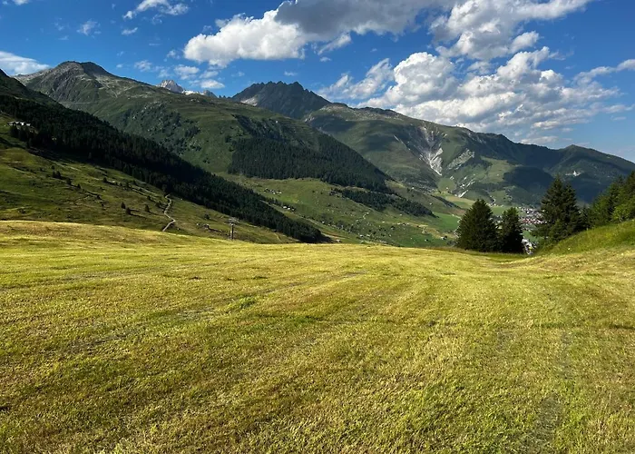 Appartement Casa Ucliva - Charming Alpine Getaway In The Heart Of The Swiss Alps