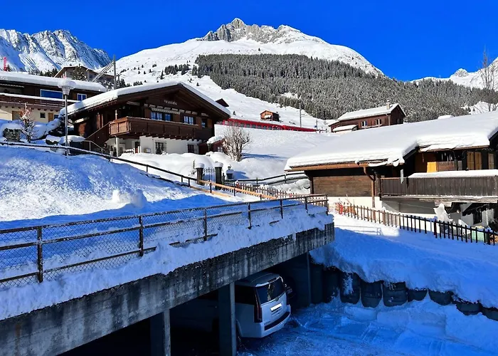 Casa Ucliva - Charming Alpine Getaway In The Heart Of The Swiss Alps Apartmán *