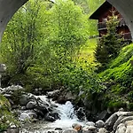 Casa Ucliva - Charming Alpine Getaway In The Heart Of The Swiss Alps