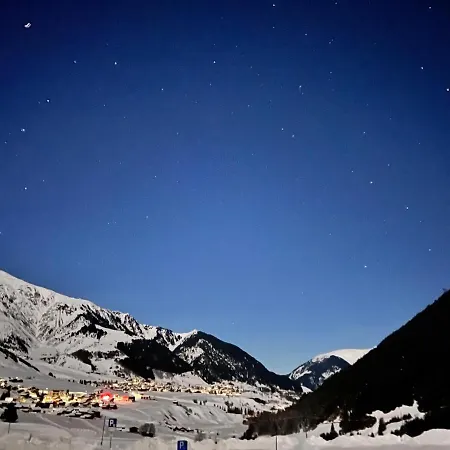 Casa Ucliva - Charming Alpine Getaway In The Heart Of The Swiss Alps Rueras