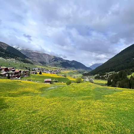 Casa Ucliva - Charming Alpine Getaway In The Heart Of The Swiss Alps * Rueras