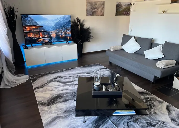 Casa Ucliva - Charming Alpine Getaway In The Heart Of The Swiss Alps Apartamento