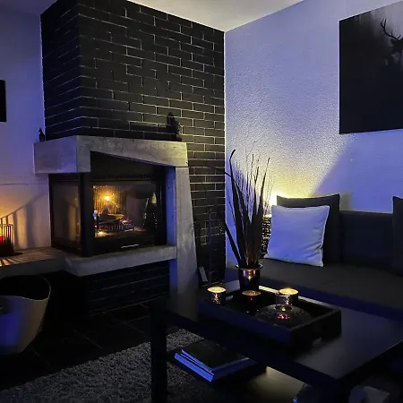 Daire Casa Ucliva - Charming Alpine Getaway In The Heart Of The Swiss Alps
